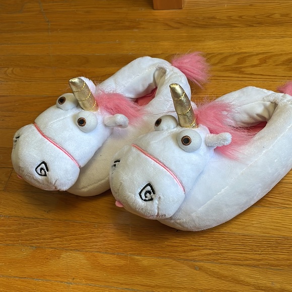 UNICORN SLIPPERS - SIZE 7 - Picture 2 of 2